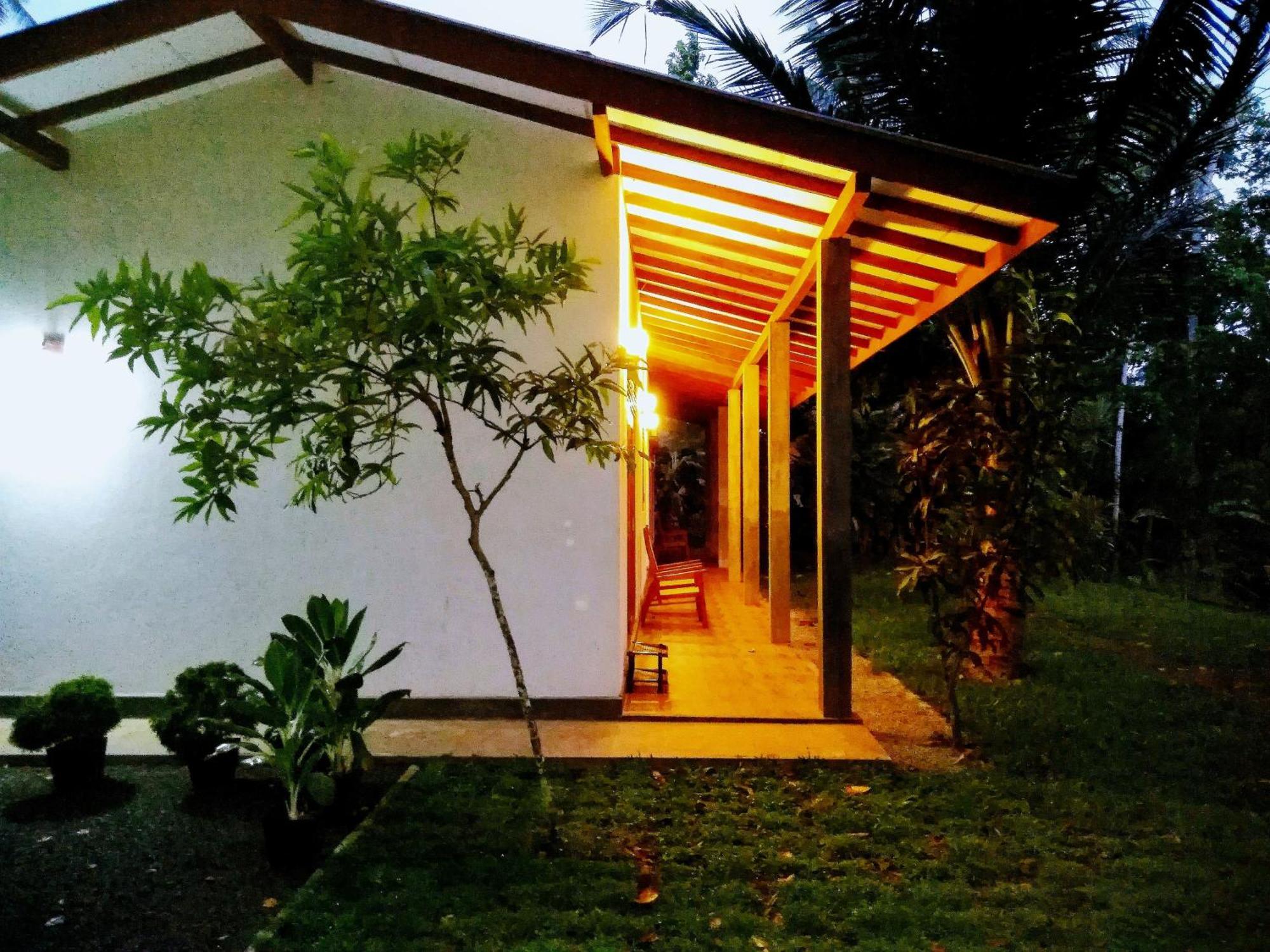 Sky Residence Hikkaduwa Esterno foto